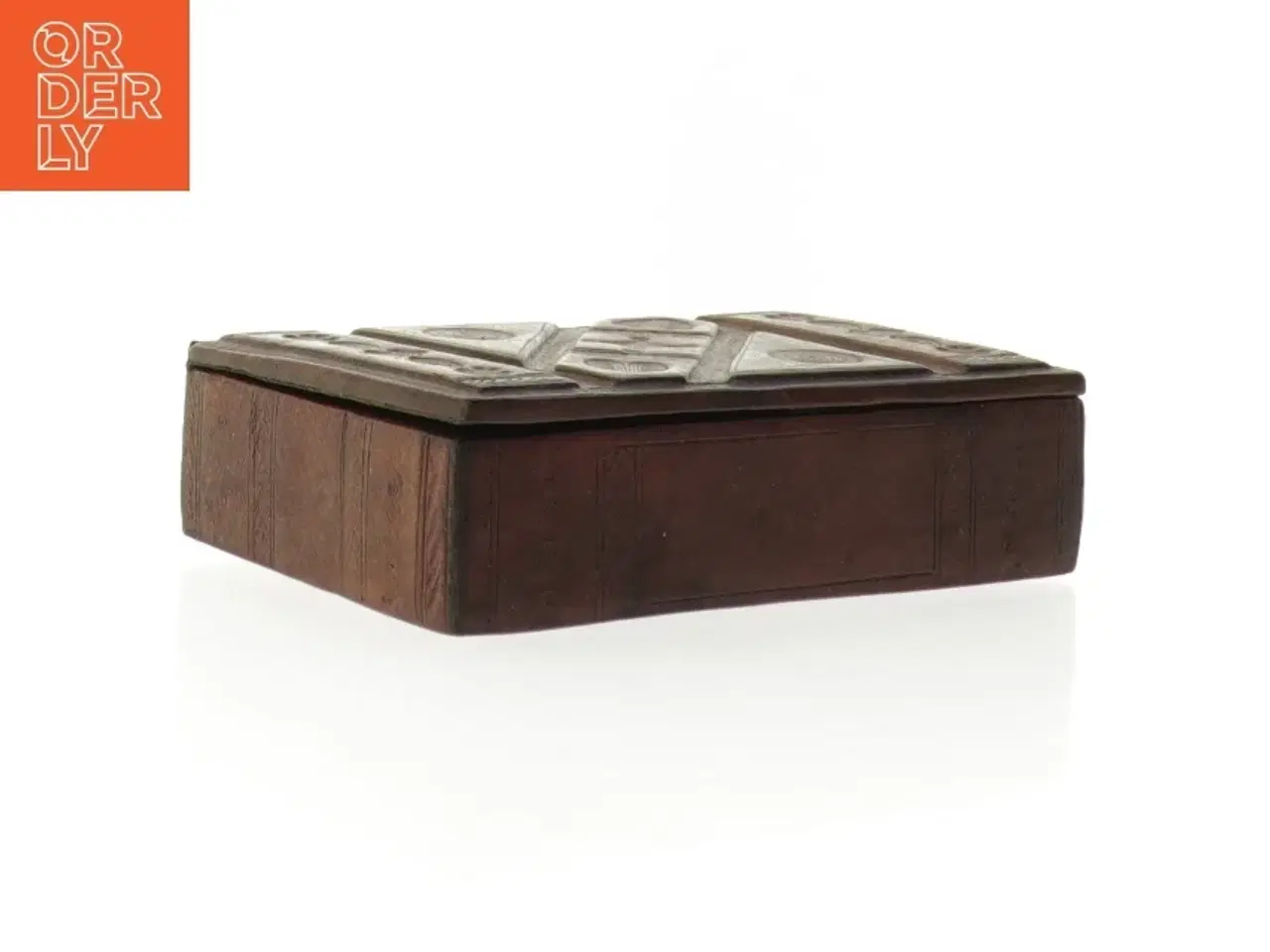 Billede 1 - Træ-æske beklædt med skind