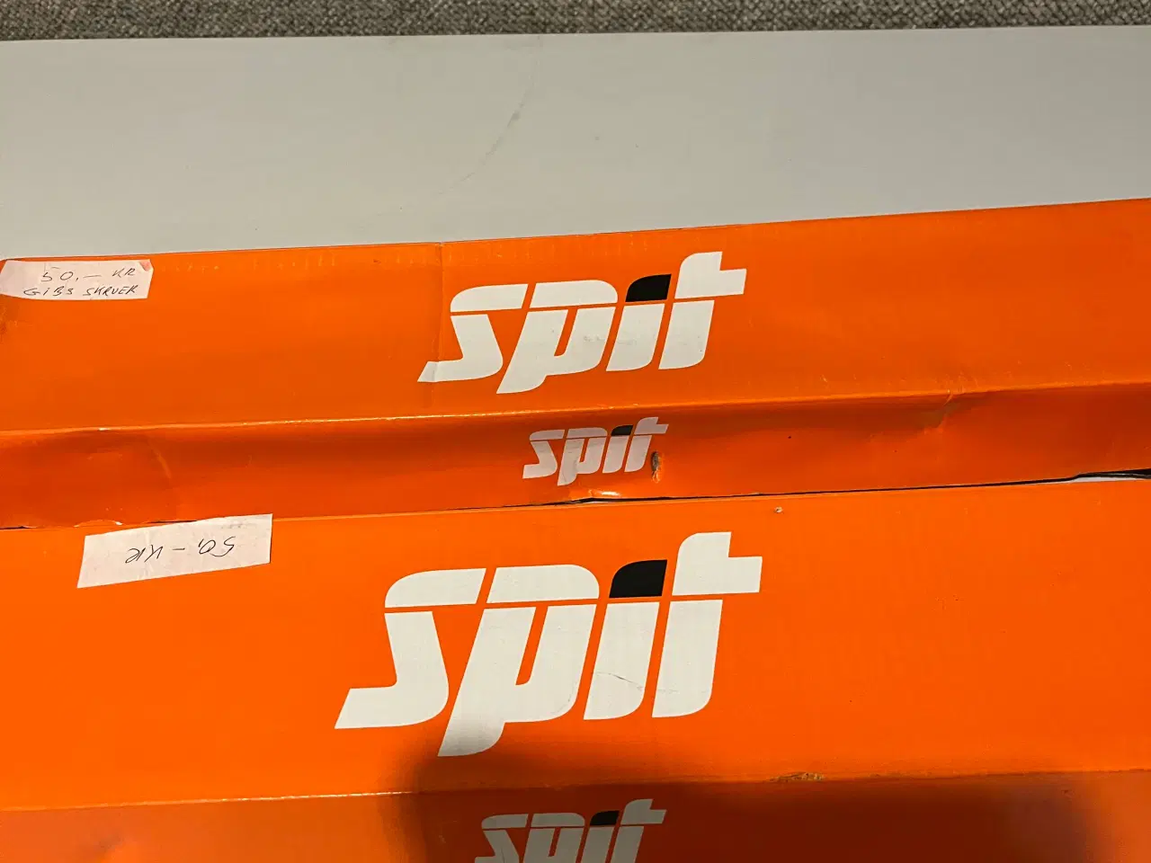 Billede 2 - 3 kasser gibs skruer 50 kr kassen 