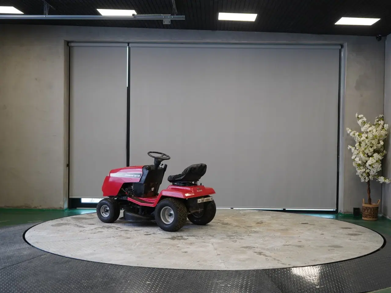 Billede 3 - Jonsered LR13 havetraktor – ABSOLUT BORTSALG!