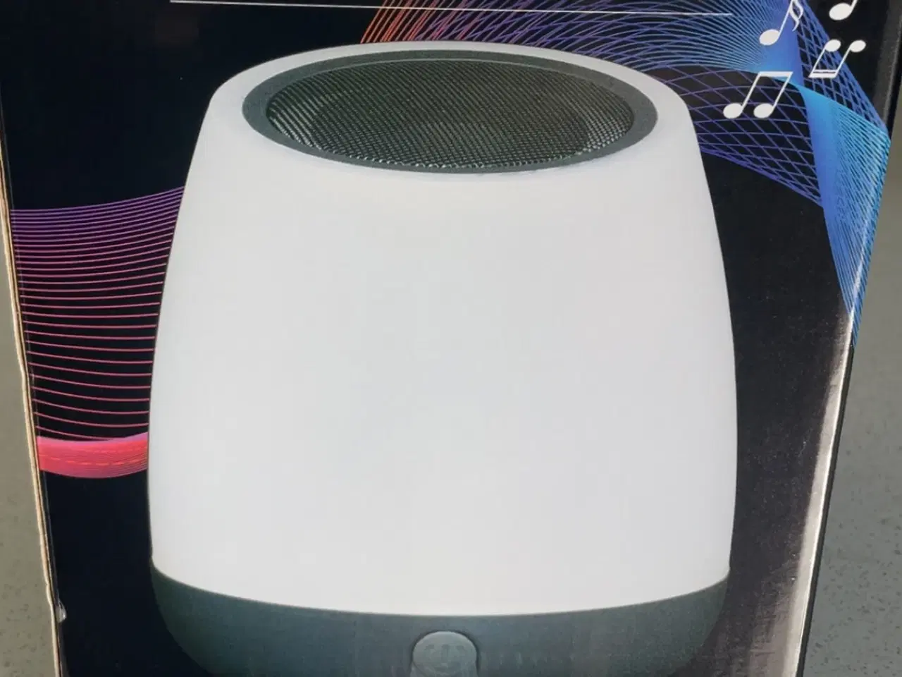 Billede 2 - Bluetooth højtaler med ophæng og skiftene farve