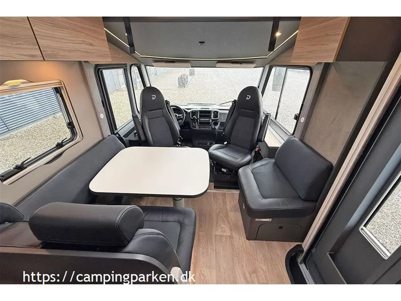 Billede 5 - 2025 - Dethleffs Trend I 7057 EB   Superflot Jubilæumsmodel. Ægte læder og alcantara, 180 hk, automatgear, enkeltsenge