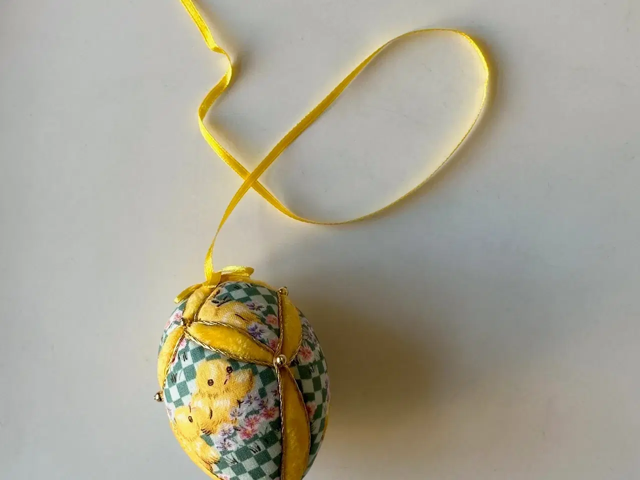 Billede 1 - Mellem påskeæg, plys m kyllinger