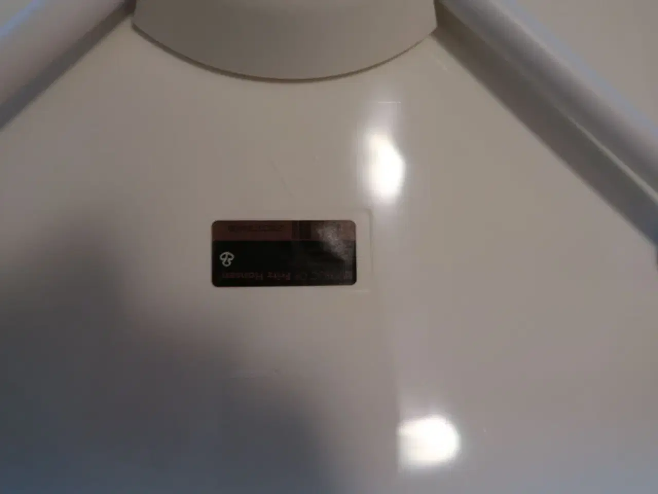 Billede 4 - 2 stk. stole FRITZ HANSEN samt bord