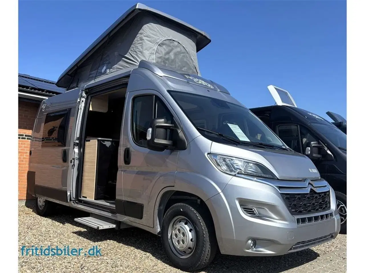 Billede 1 - 2024 - RoadCar R 600 140 Hk   Roadcar R600 Den mobile lille city camper uden at være for stor