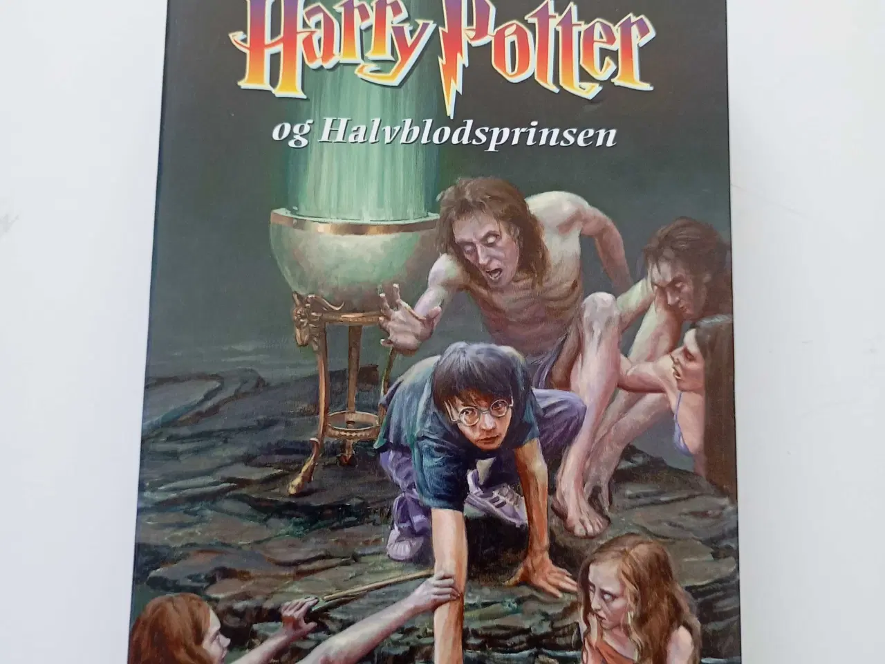 Billede 1 - Harry Potter og halvblodsprinsen bog 