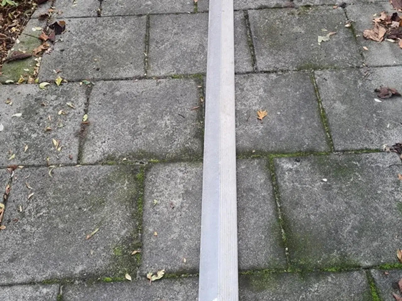 Billede 2 - Baron alu afretterskinne 3 m.