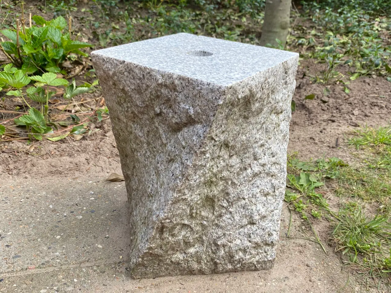 Billede 1 - Granit sten m. hul