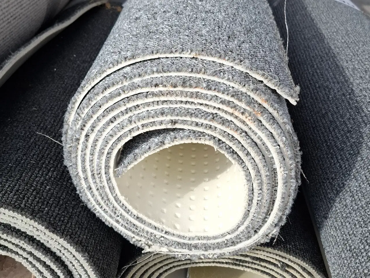 Billede 17 - Gulvtæppe Rester