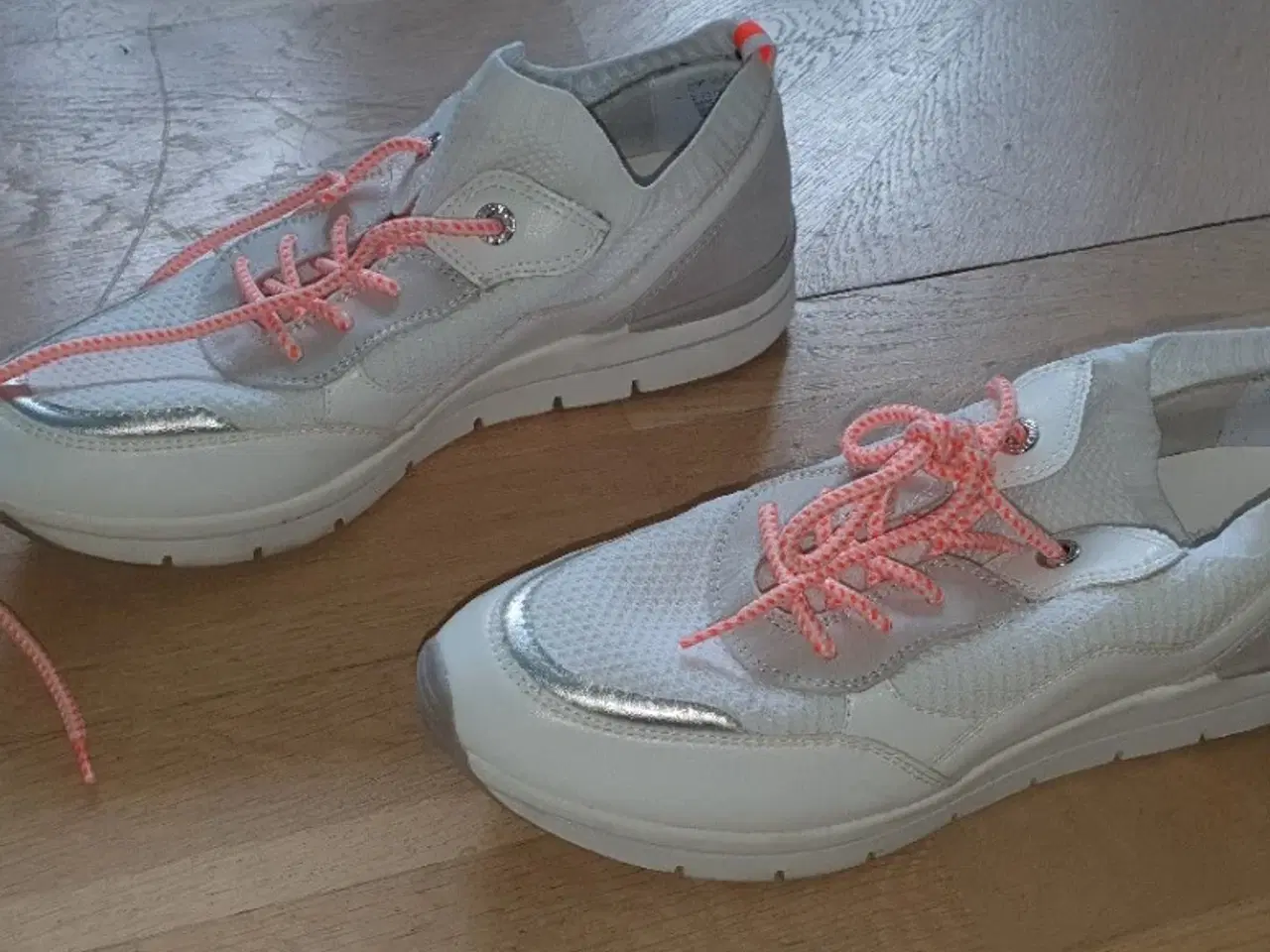 Billede 2 - Fritidssko	