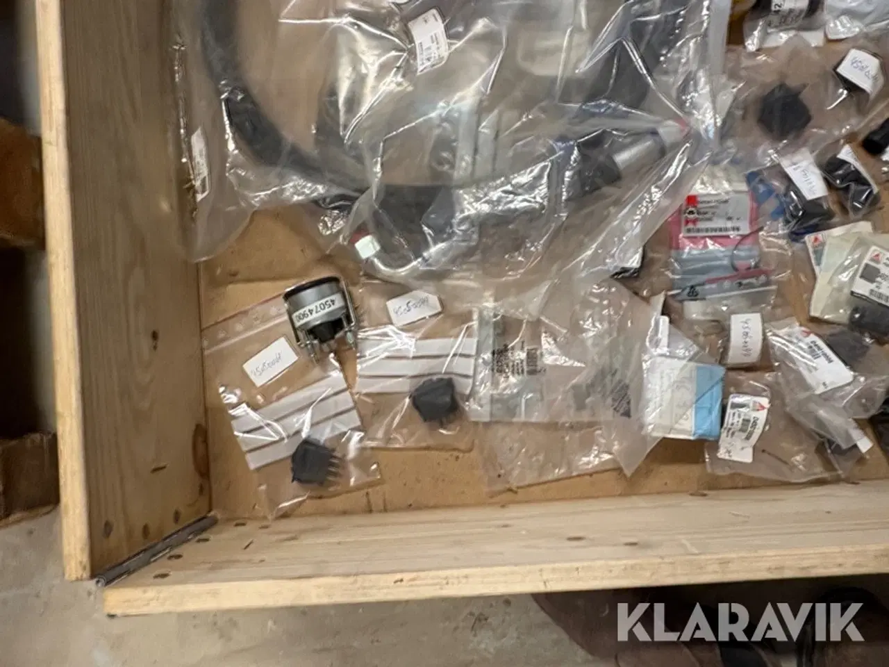 Billede 7 - 5 paller assorteret Reservedele