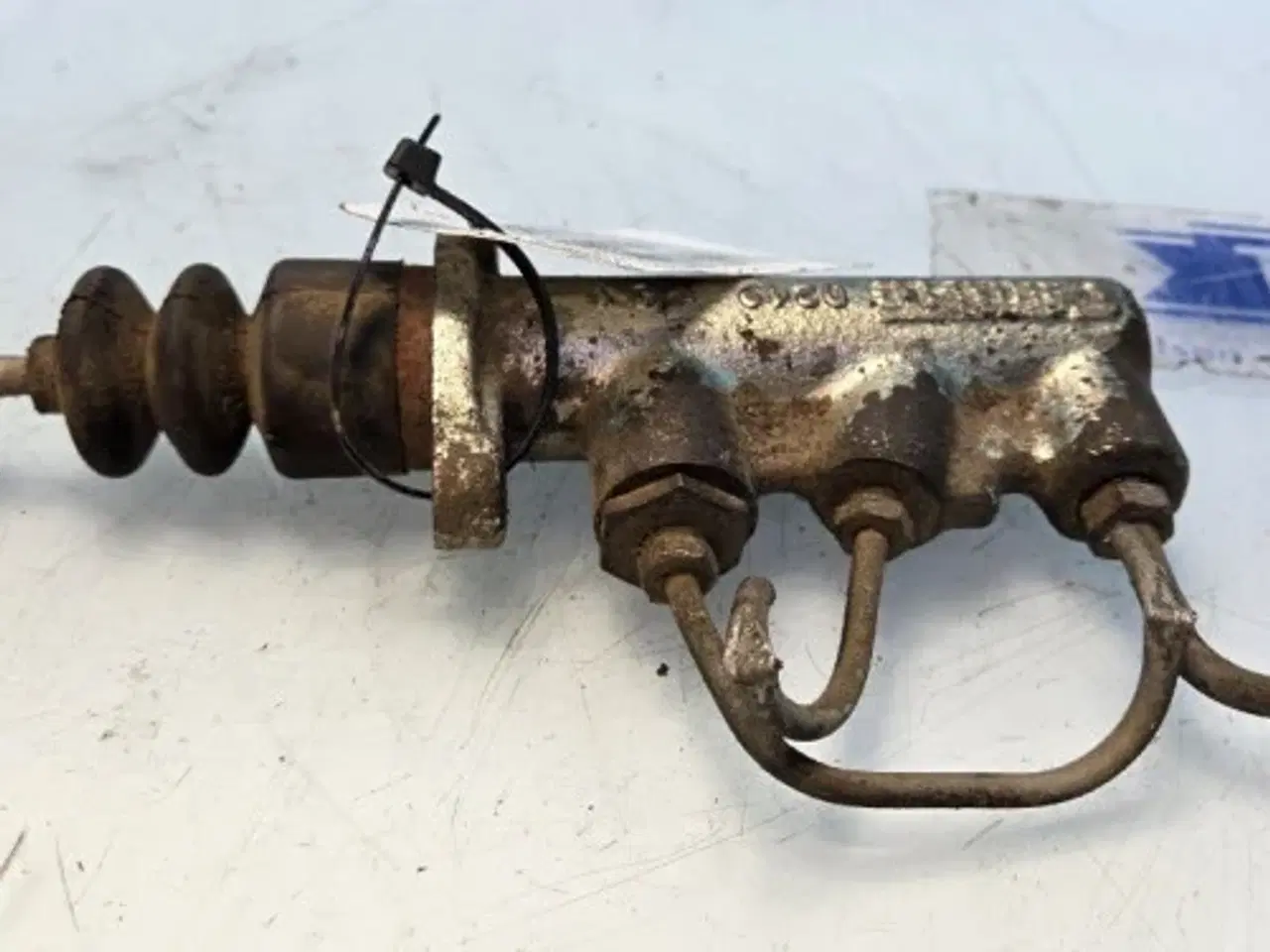 Billede 5 - Case 9120   Ventil   84062326