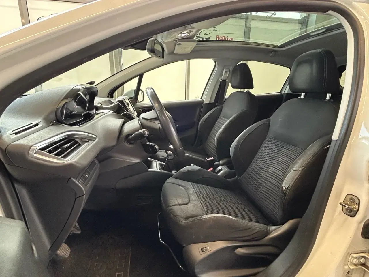 Billede 10 - Peugeot 208 1,2 VTi Allure Sky 82HK 5d