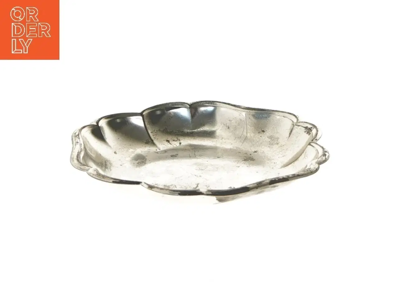Billede 2 - Antikt fad i pletsølv Ø 16 cm (str. Ø 16 cm)