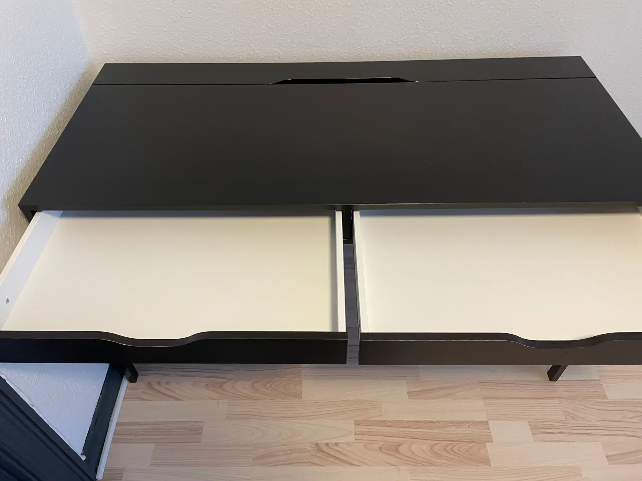 Billede 4 - Ikea Computerbord 