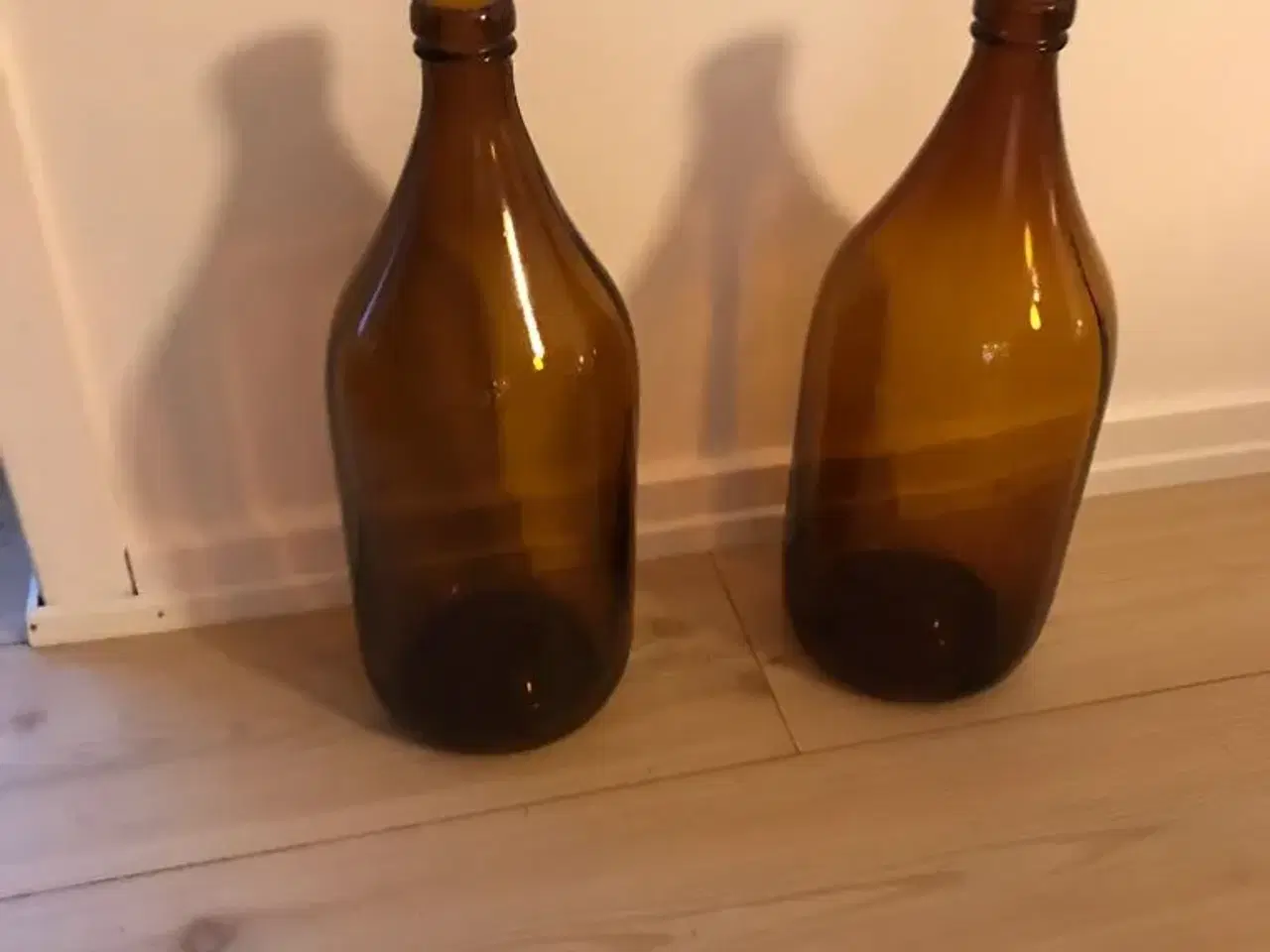 Billede 2 - 2 store brune flasker