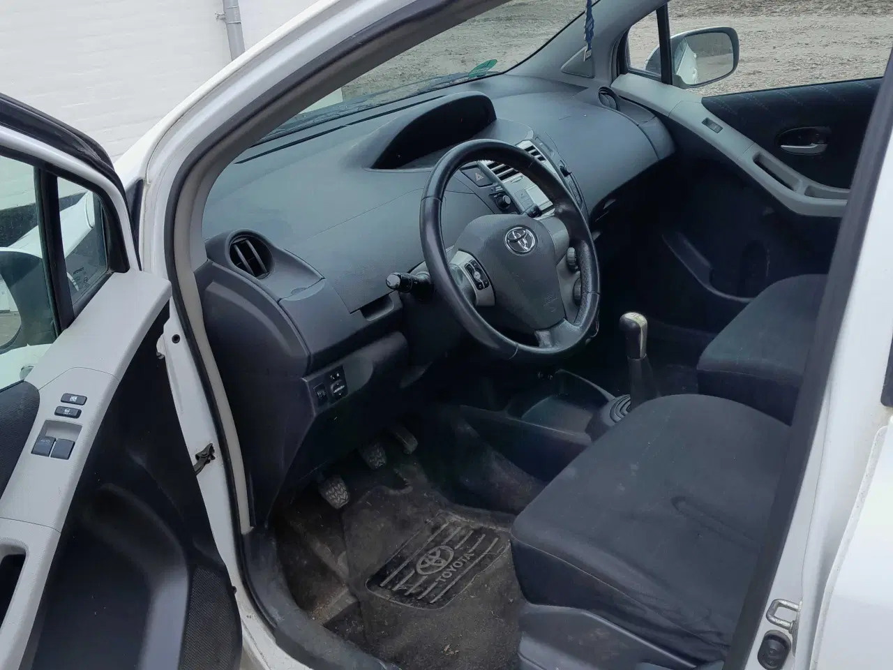 Billede 9 - Toyota Yaris til reservedele