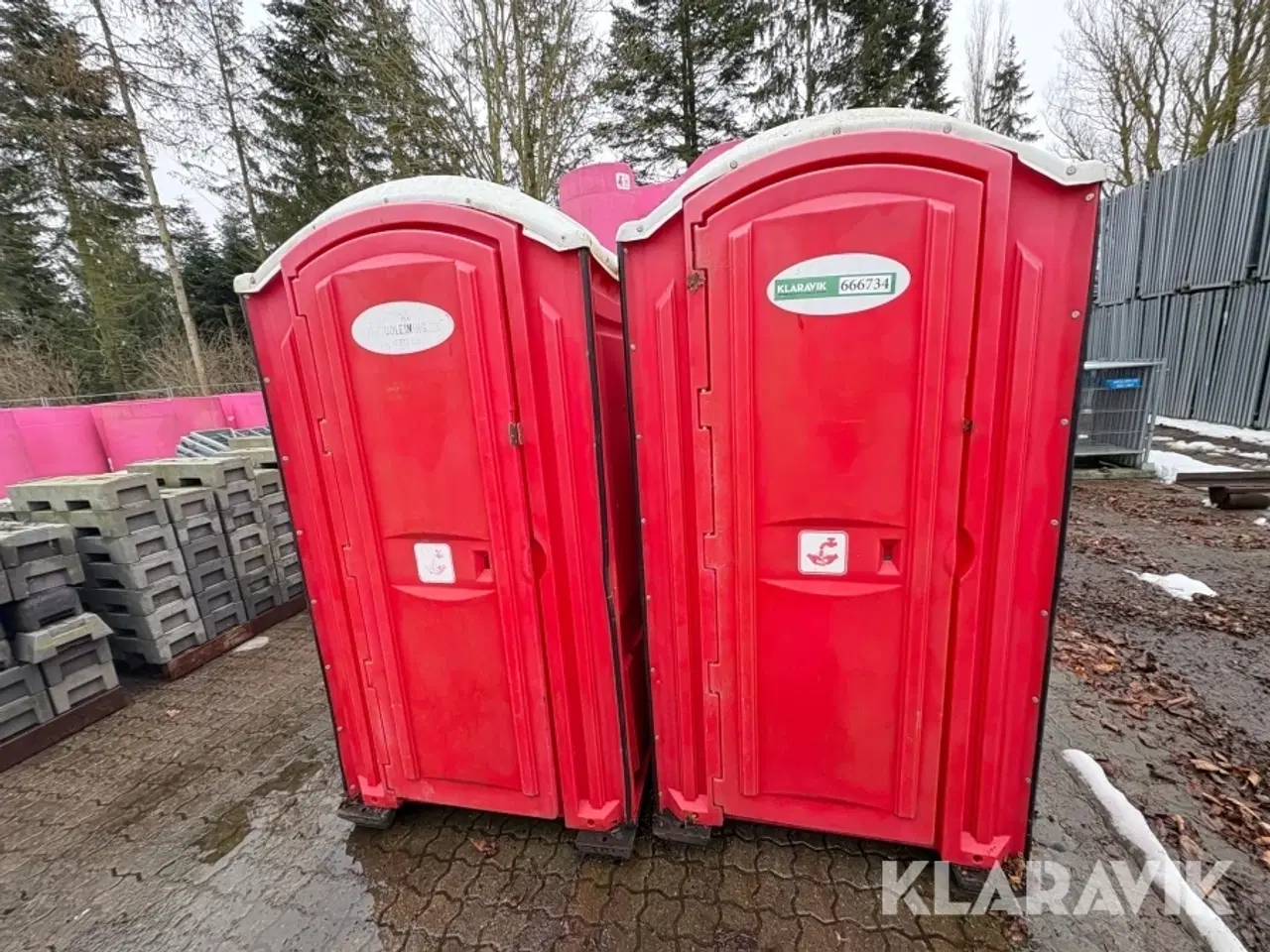 Billede 2 - Toiletkabiner med vask 2 styk