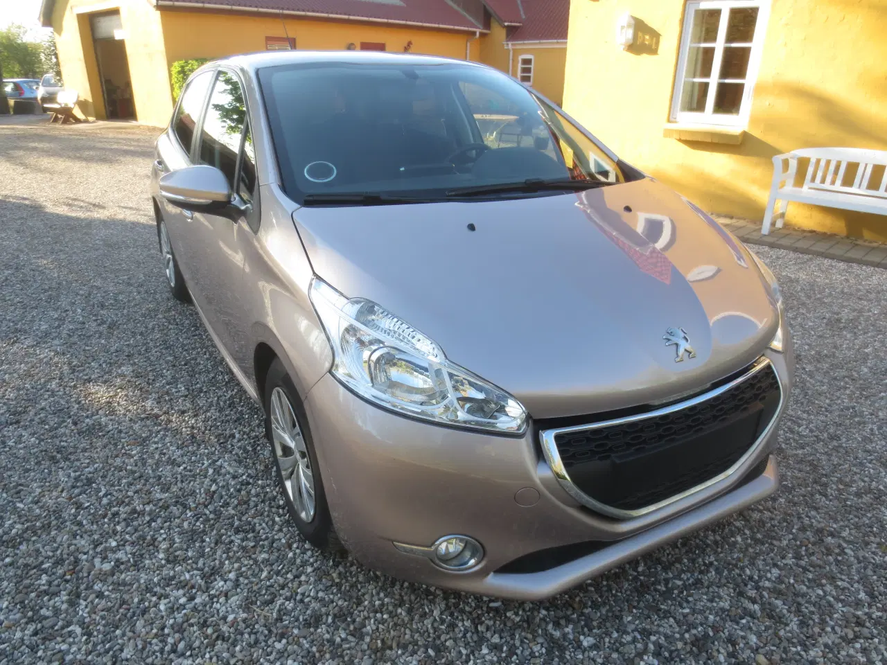 Billede 3 - Flot Peugeot 208 1.4 HDi År 12.