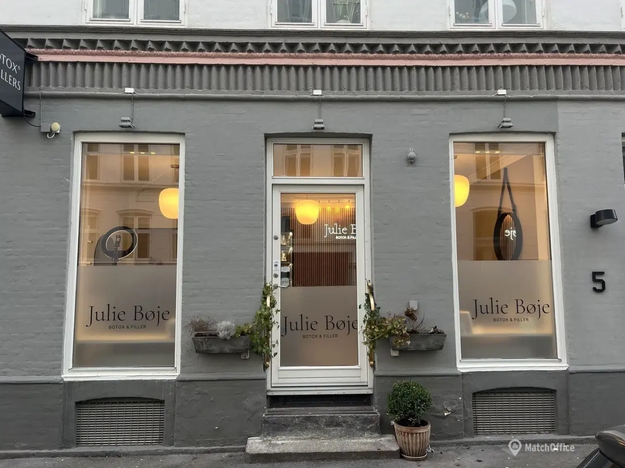 Billede 1 - Fantastik Butik til Leje. I sød gade i mellem Vesterbrogade og Gammel kongevej