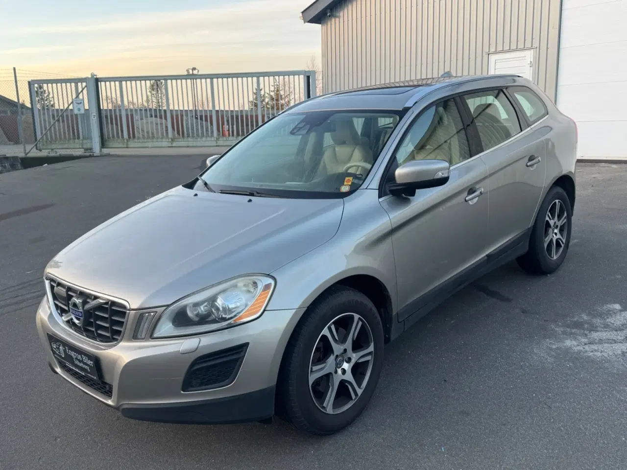 Billede 3 - Volvo XC60 2,4 D5 205 Momentum aut. AWD