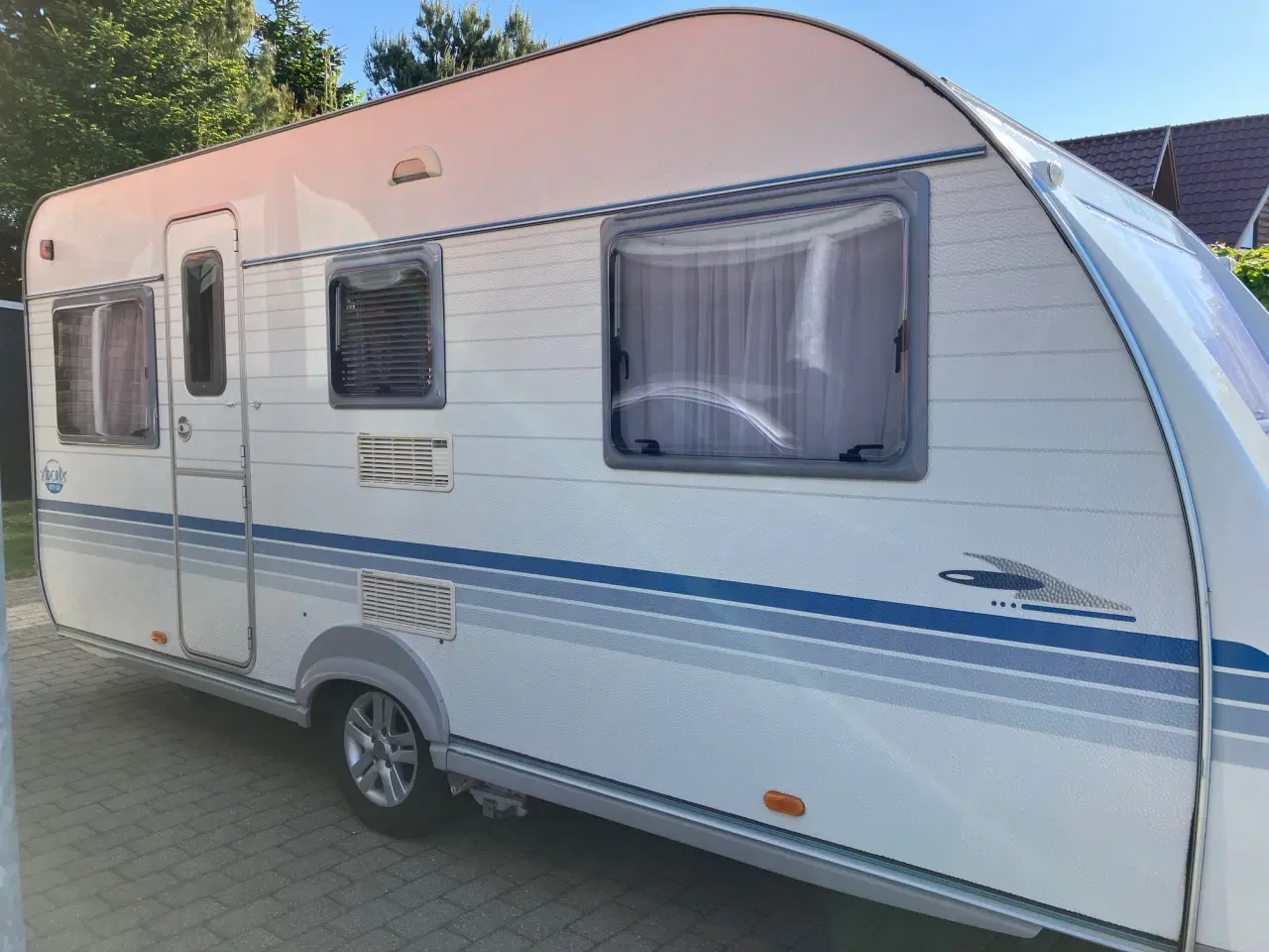 Billede 2 - Adria Adora 472 LU FLOT