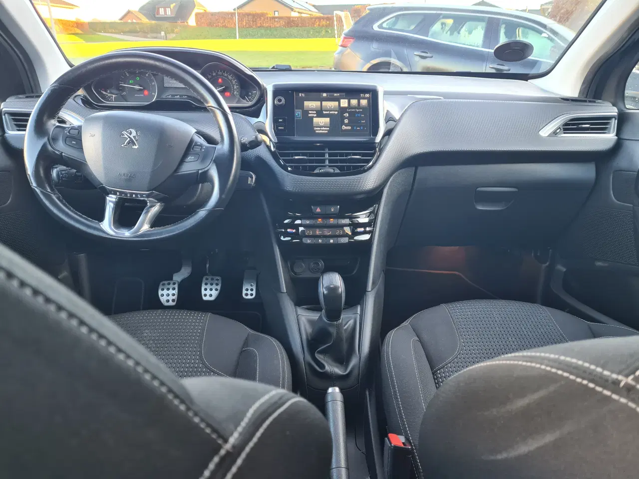 Billede 13 - Peugeot 208 1,6 BlueHDi Desire Sky 100H