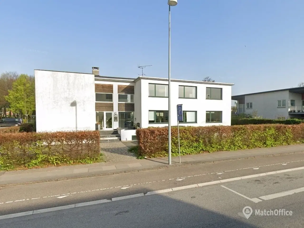 Billede 1 - Stort kontorlejemål i Taastrup Hovedgade