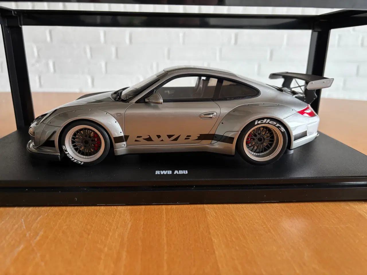 Billede 8 - Porsche 911 RWB 1:18