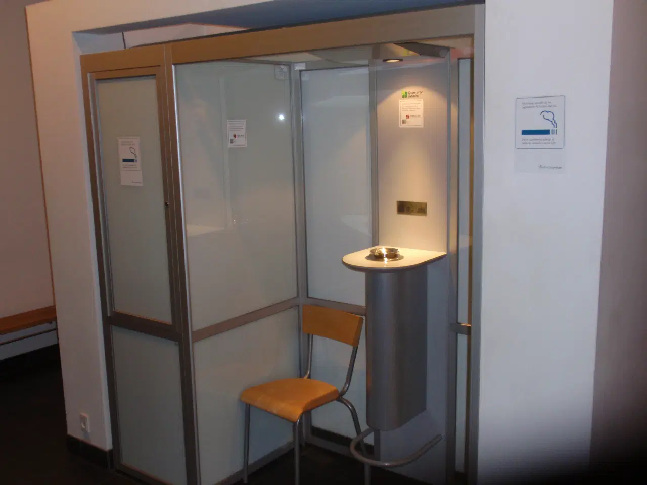 Billede 3 - Rygekabine