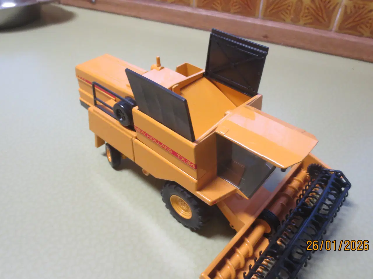 Billede 5 - 1 stk Model mejetærsker New Holland TX 34