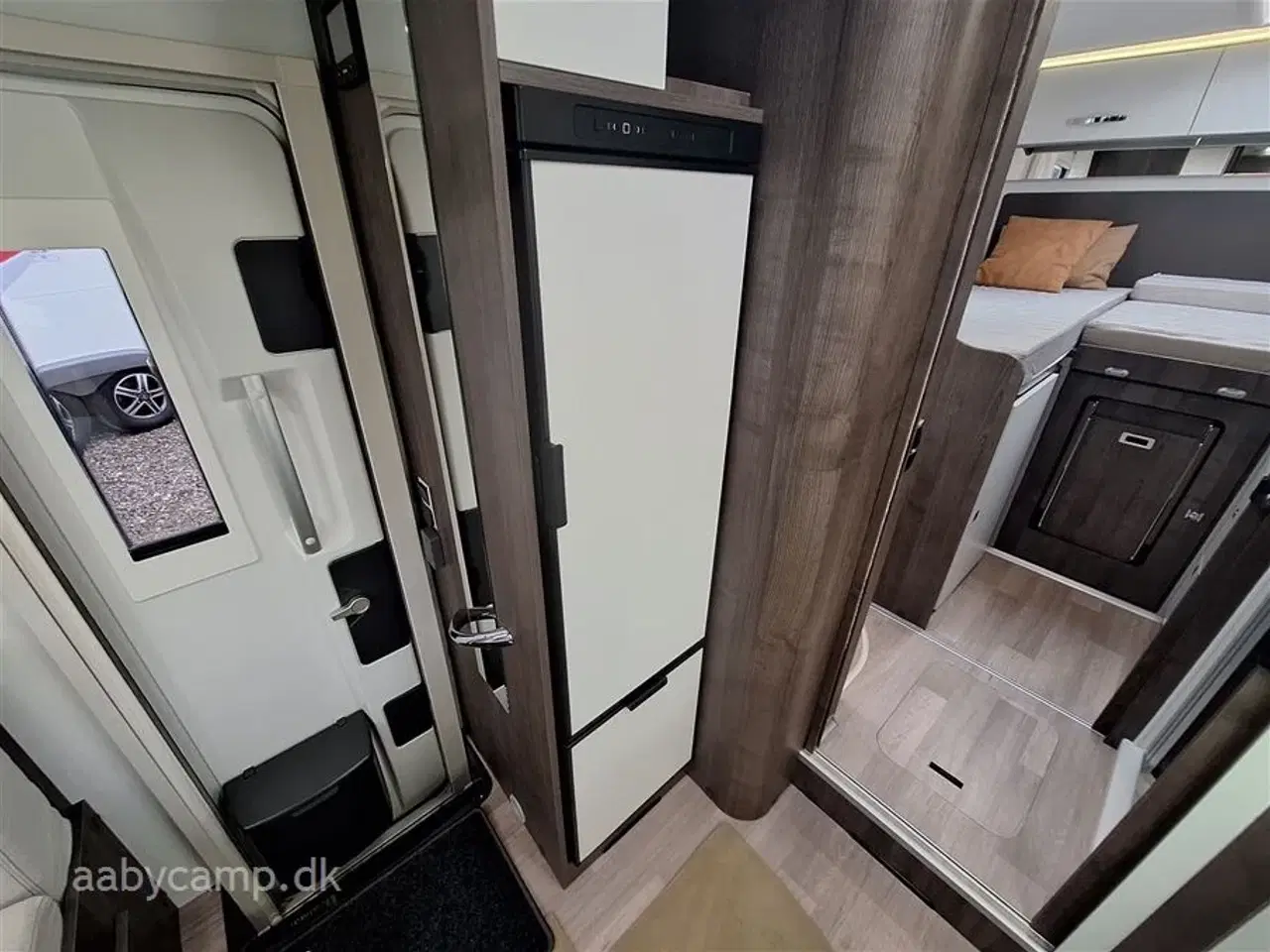 Billede 15 - 2024 - Benimar Tessoro T468 Special Edition Automat gear. NK pakke. varme i spildevandstank. bakkamera. markise. lithium batteri. cykelstativ.