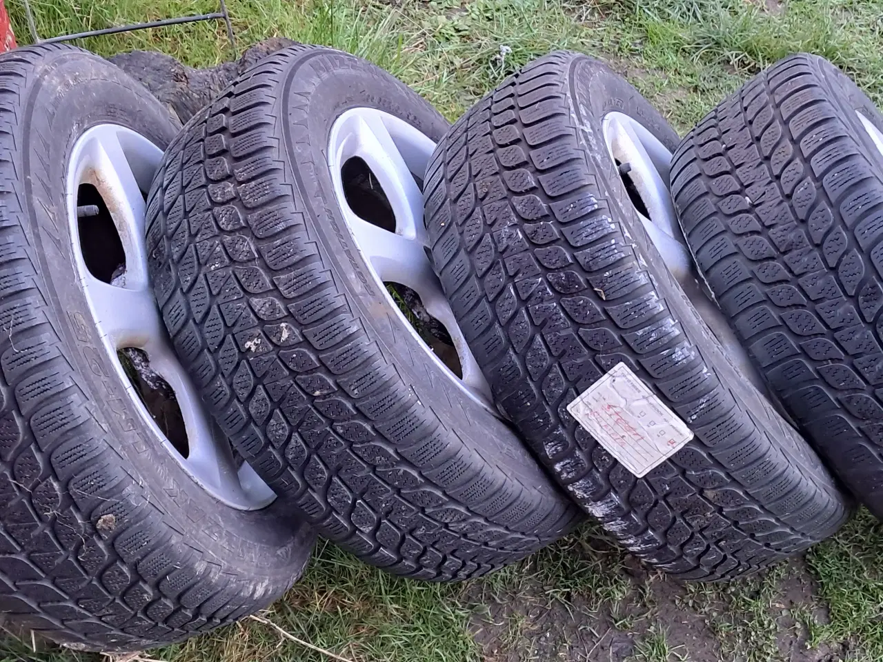 Billede 1 - Vinterdæk Nissan Primera