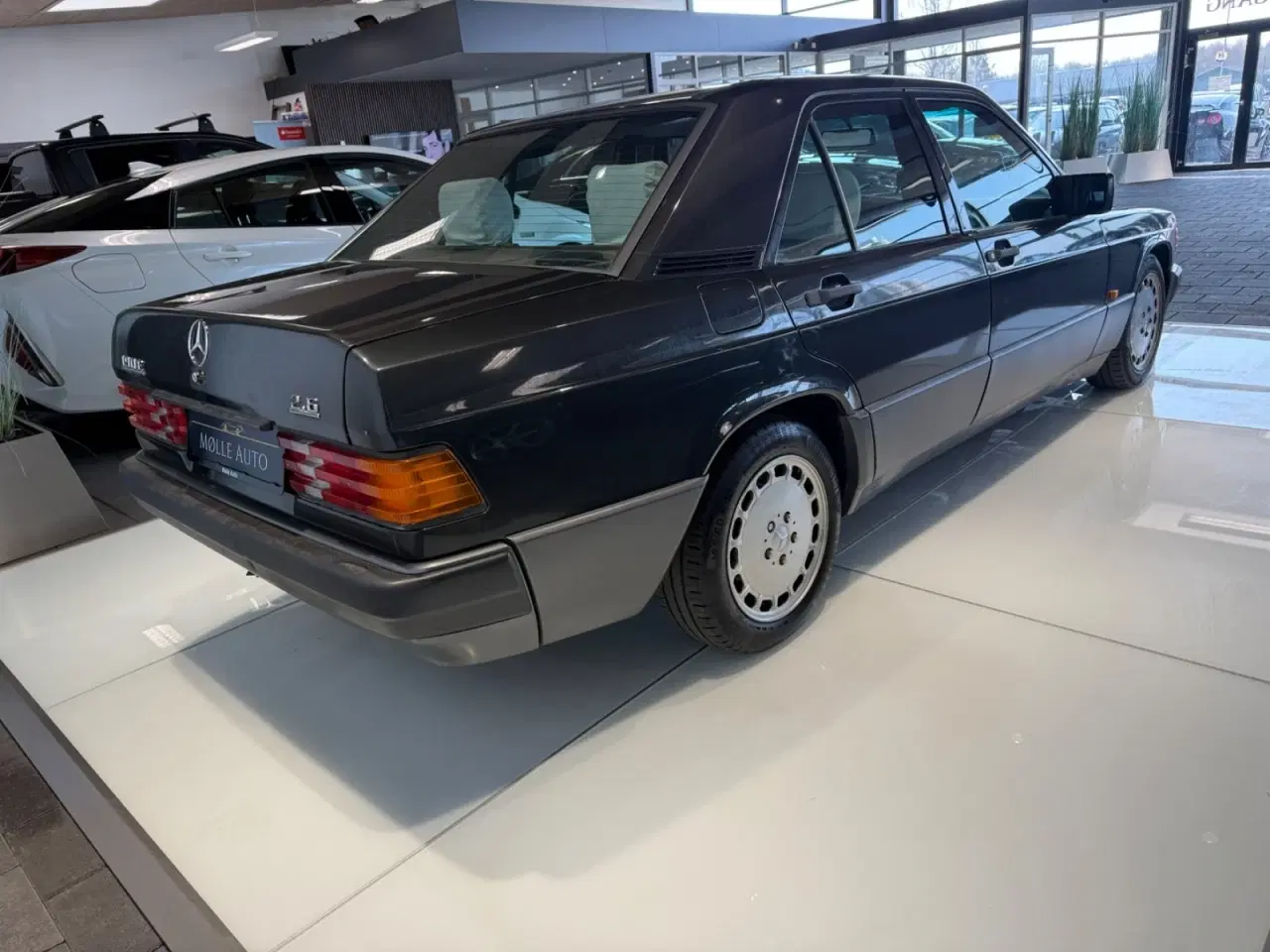 Billede 4 - Mercedes 190 E 2,6 