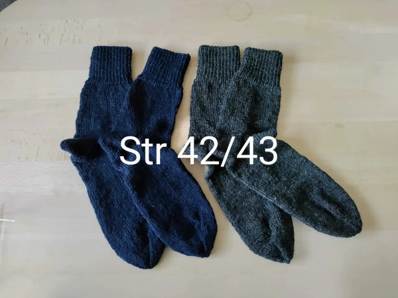 Billede 1 - Uldsokker str 42-43
