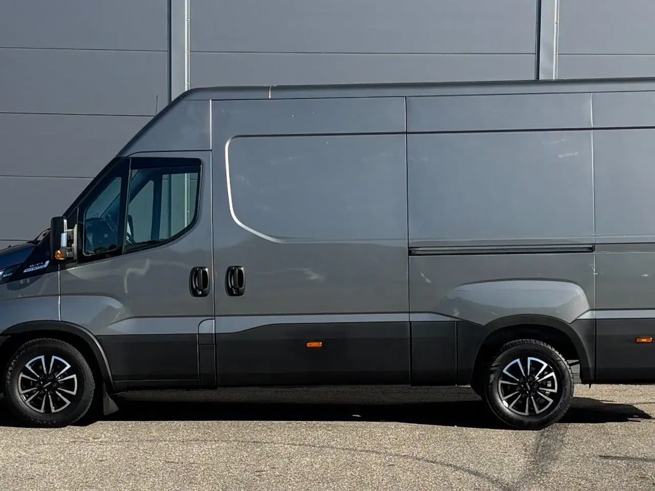 Billede 11 - Iveco Daily 3,0 35S21 12m³ Van AG8