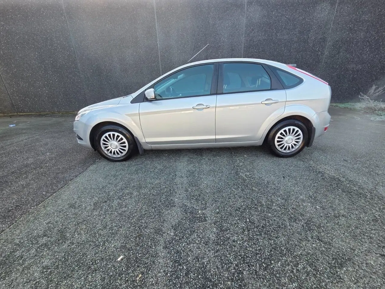 Billede 1 - Ford Focus 1,6 Trend 100HK 5d