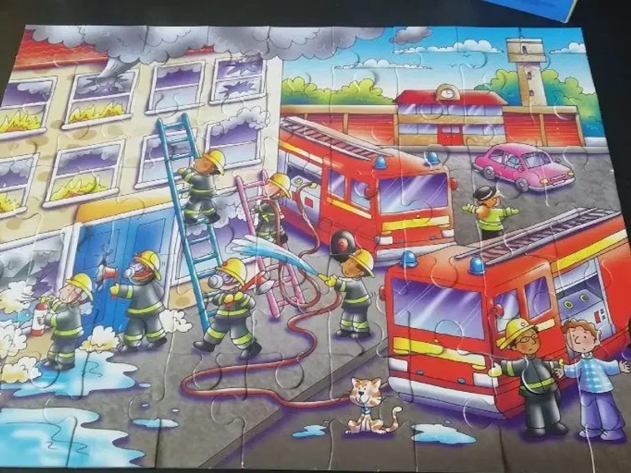 Billede 2 - Fire engine floor Puzzle