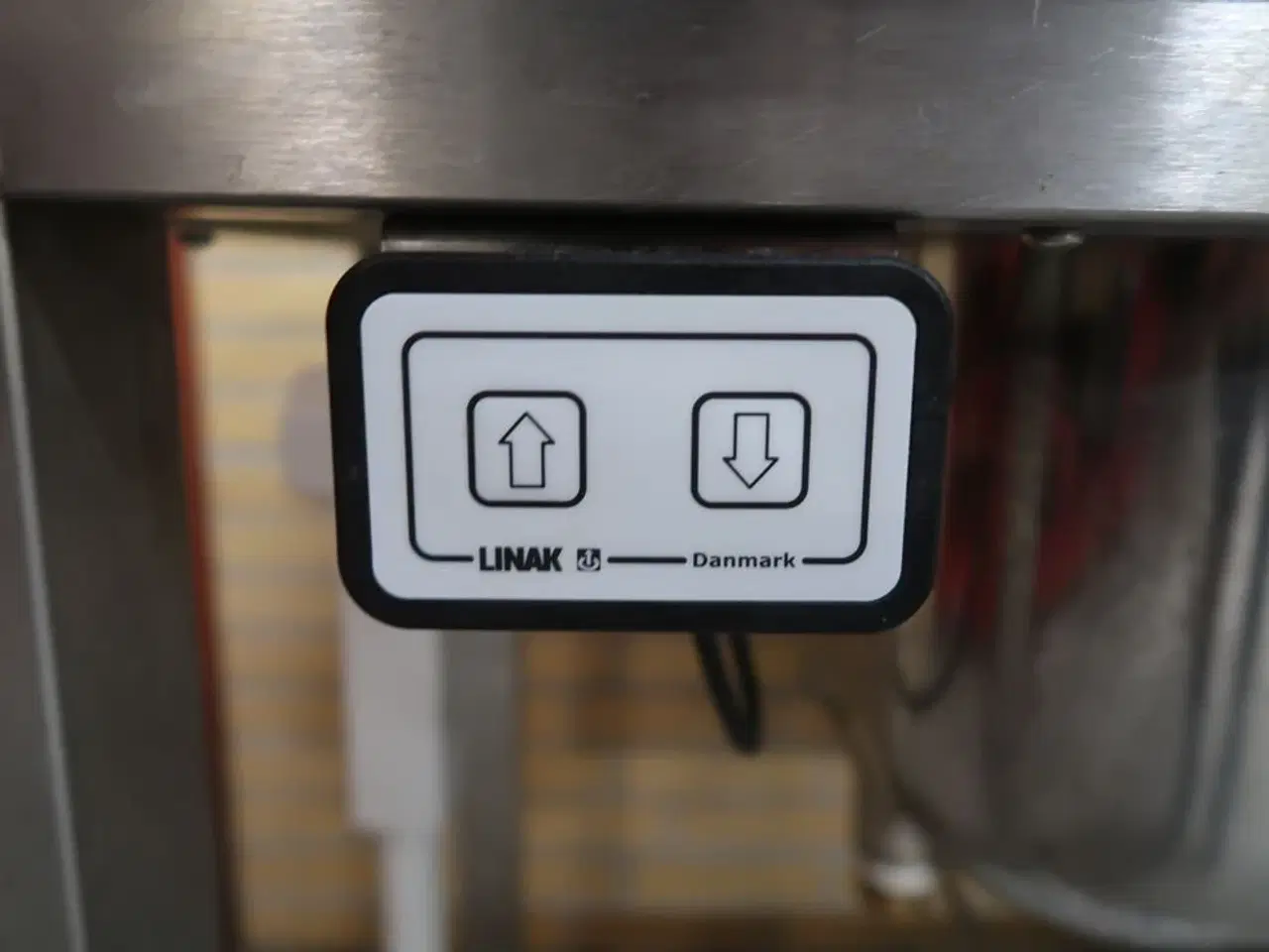 Billede 8 - Coldline TS17/1M-710 kølebord med hæve-/sænk