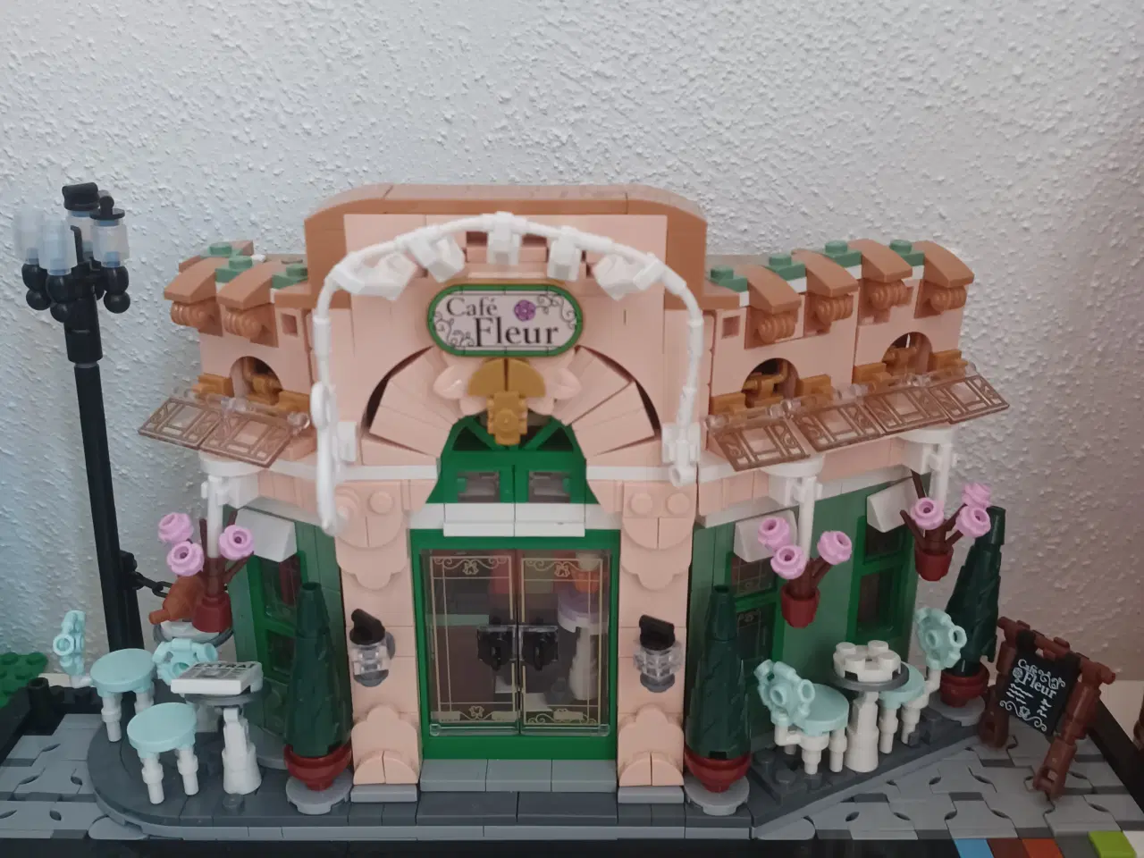 Billede 1 - LEGO 18+ Cafe
