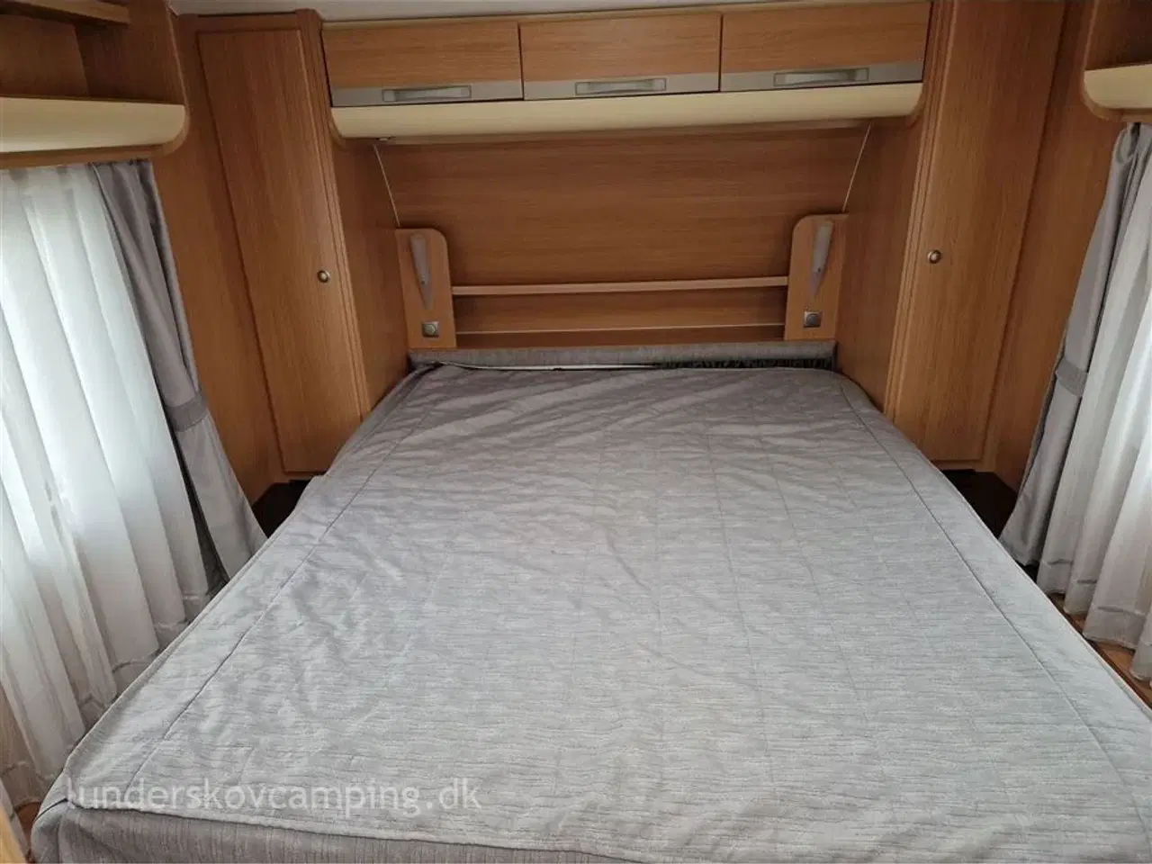 Billede 4 - 2010 - Adria Adora 563 PU   Med Queens-Bed