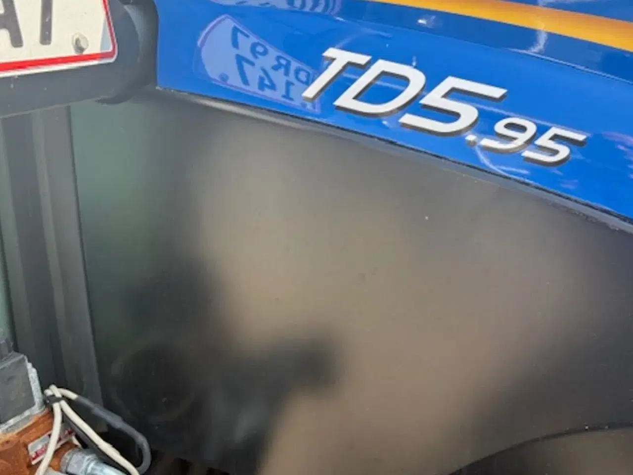 Billede 8 - New Holland T5.95 MED FRONTLIFT + MASSER AF OLIEUDTAG.