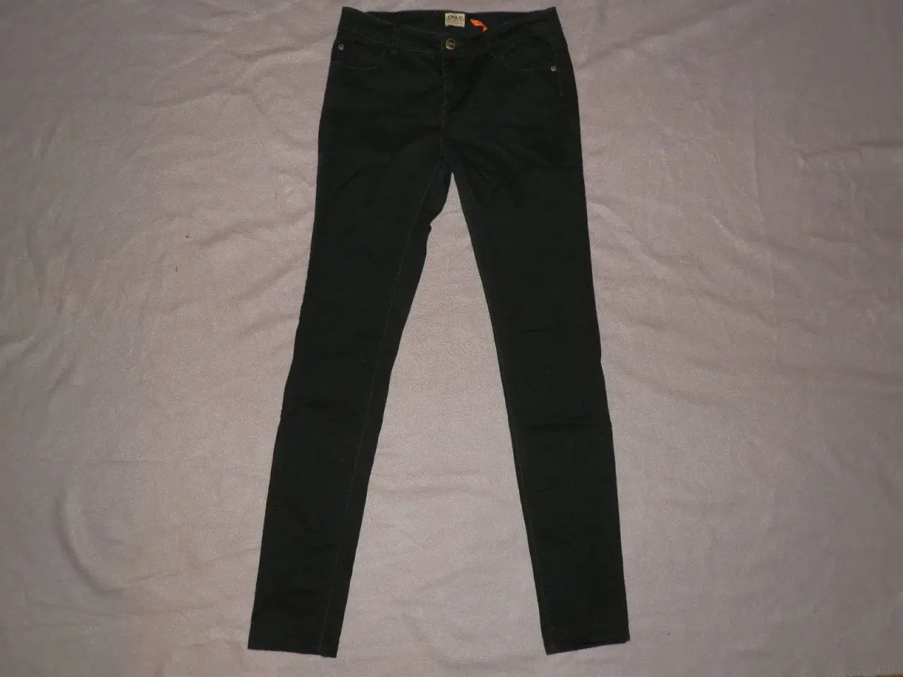Billede 1 - Nye ubrugte sorte jeans fra Only
