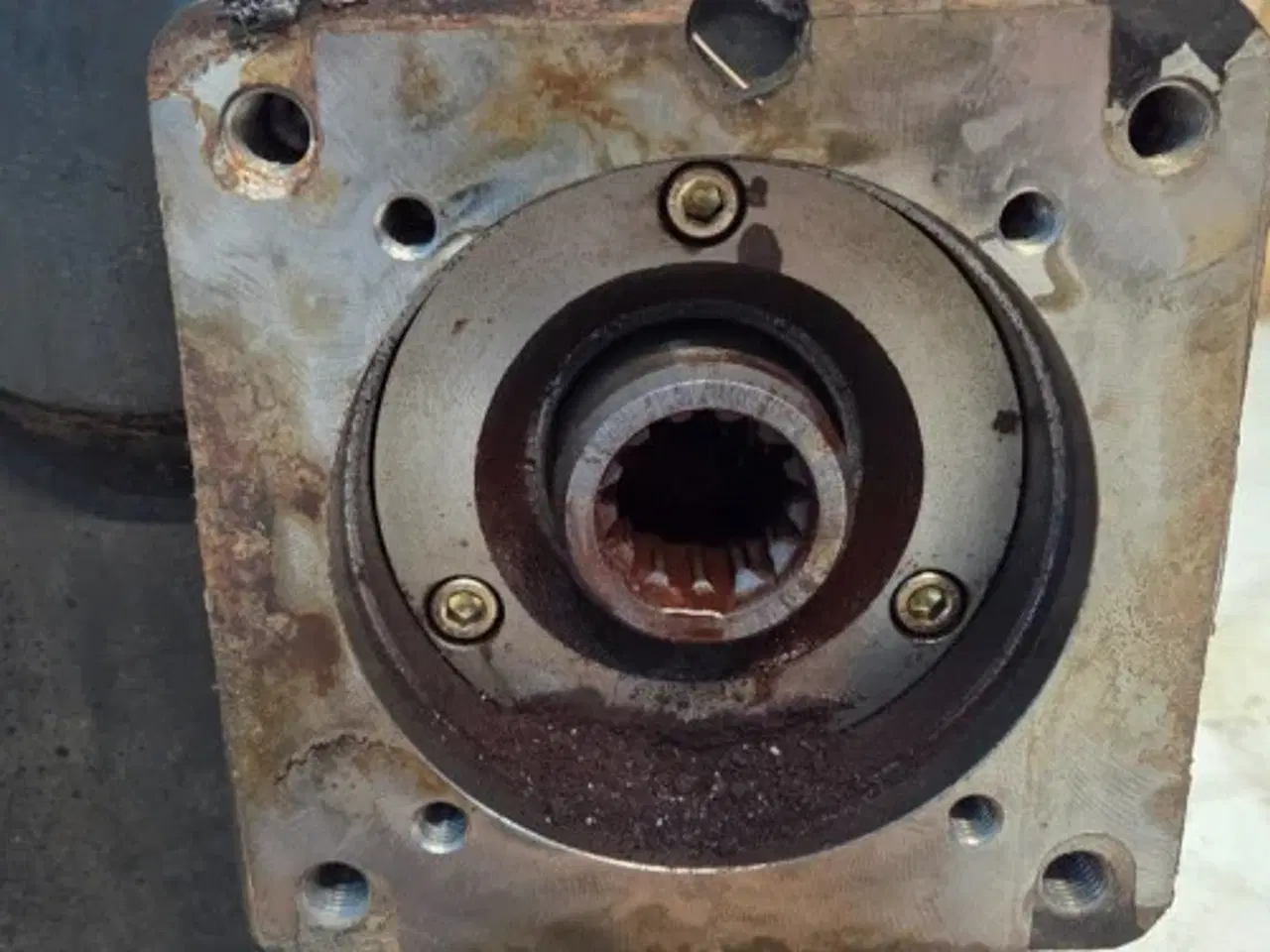 Billede 15 - Case 8010 Gearkasse 84081801