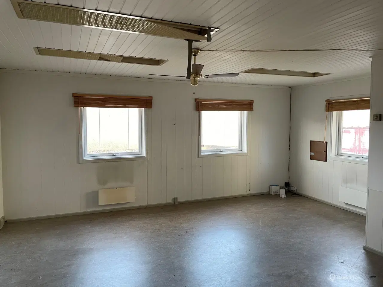 Billede 2 - Ledigt kontor/lager med gode parkeringsforhold