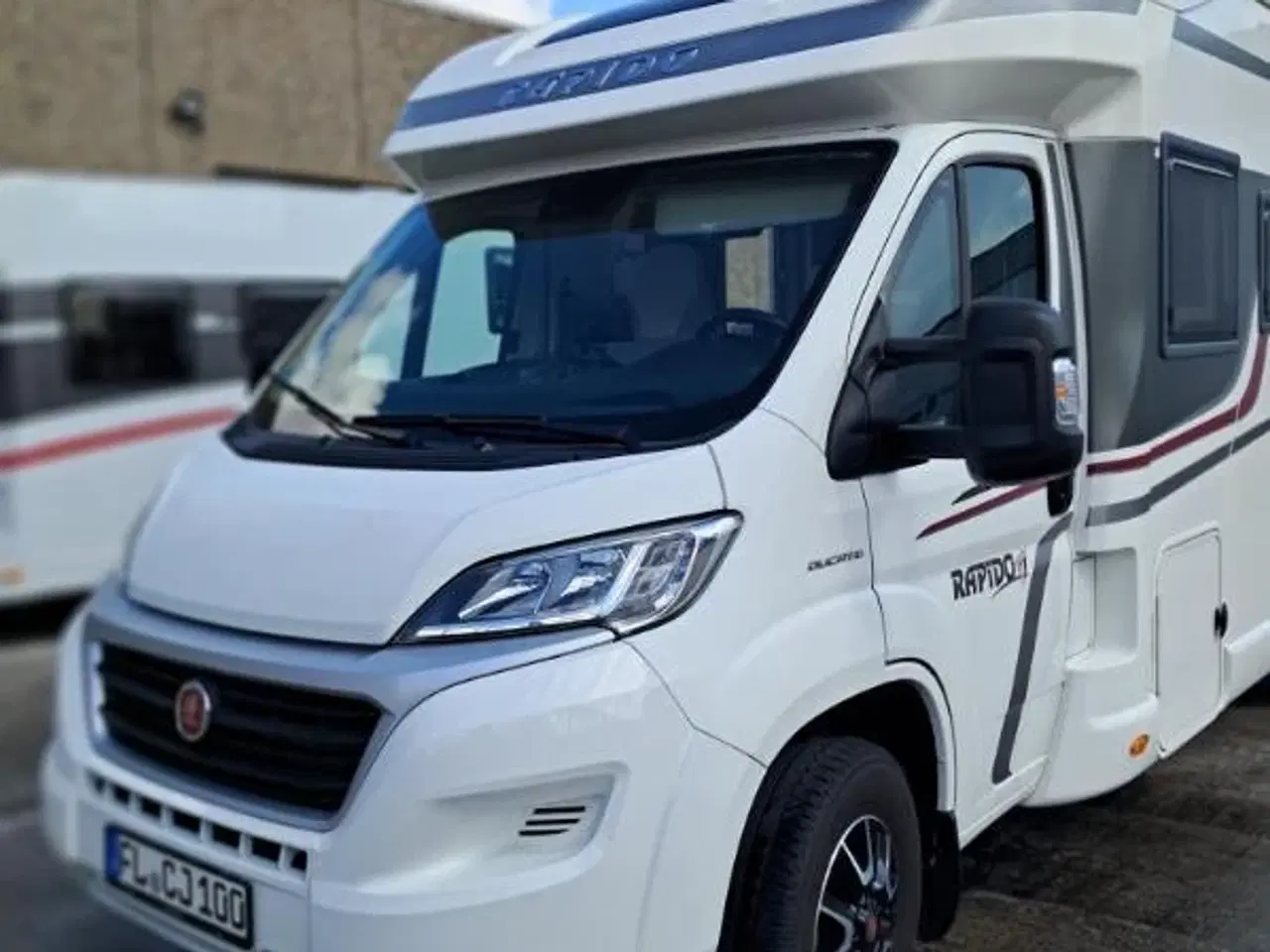 Billede 1 - Autocamper