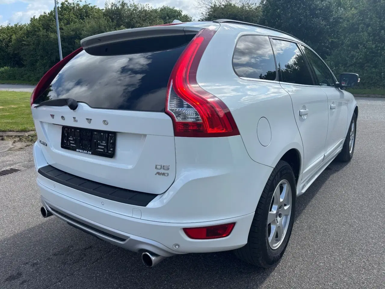 Billede 3 - Volvo XC60 2,4 D5 205 R-Design aut. AWD