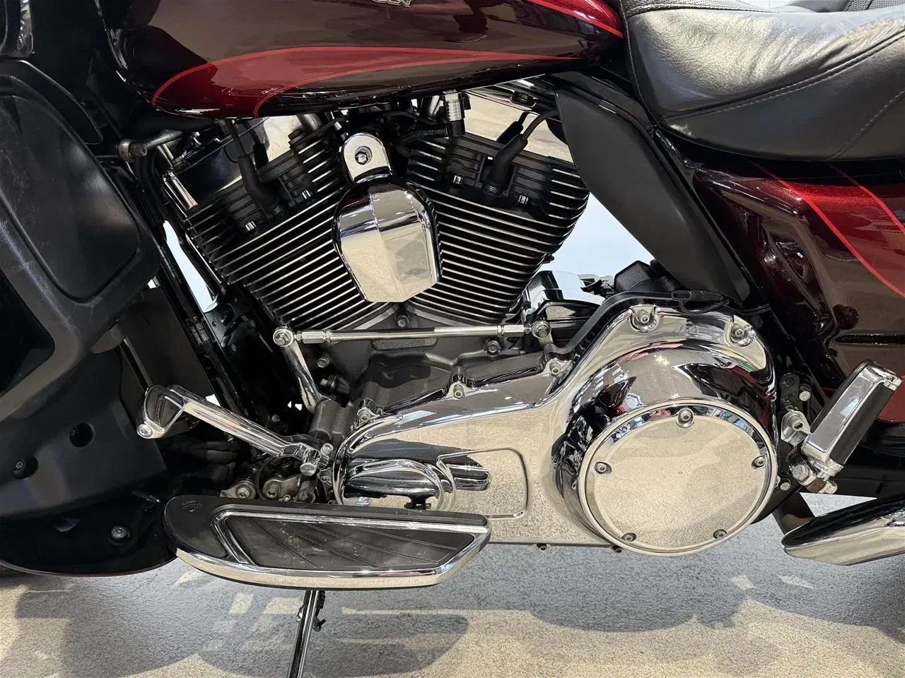 Billede 38 - Harley Davidson FLTRUSE Road Glide Ultra CVO 110"