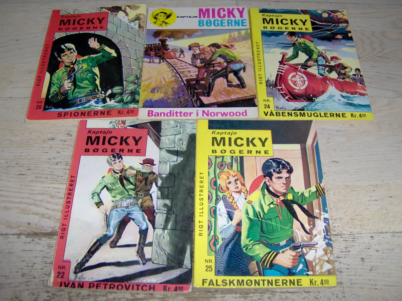 Billede 1 - 8 KAPTAJN MICKEY BØGER + 1 COCO