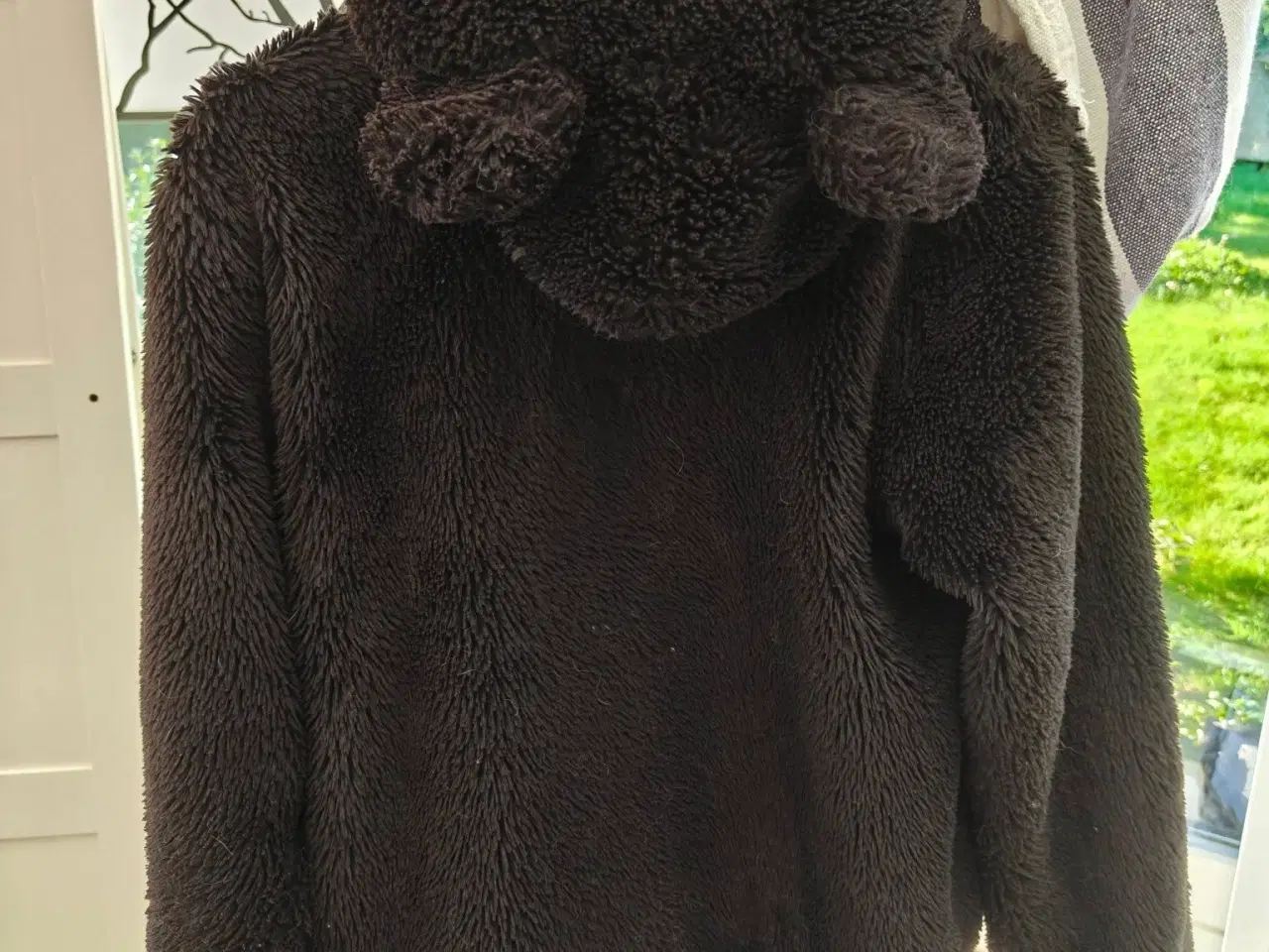 Billede 4 - Sort pels-jakke str 158/164