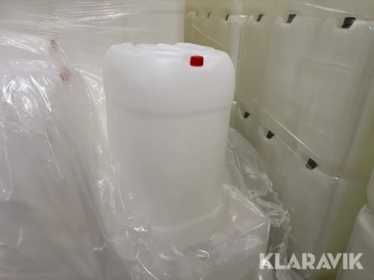 Billede 6 - Plastikflasker Promens - 7,5 paller af 60 stk